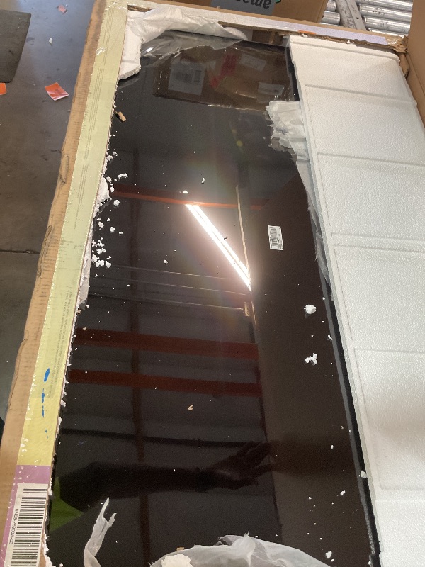 Photo 1 of *************SCREEN DAMAGED, NON-FUNCTIONAL, FINAL SALE**********
Samsung 55-Inch Class Crystal UHD U8000F 4K Smart TV (2025 Model) Endless Free Content, Crystal Processor 4K, MetalStream Design, Knox Security, Compatible with Alexa