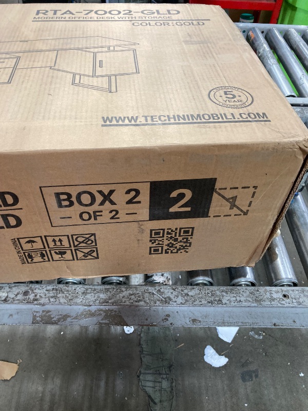 Photo 1 of ***************PARTIAL ITEM, THIS IS ONLY BOX #2 OUT OF 2*****************
Techni Mobili Storage Drawers and Cabinet 51.25” W-Modern Office Large Floating Desktop Surface Desk, 23.6" D x 51.2" W x 29.8" H, White/Gold