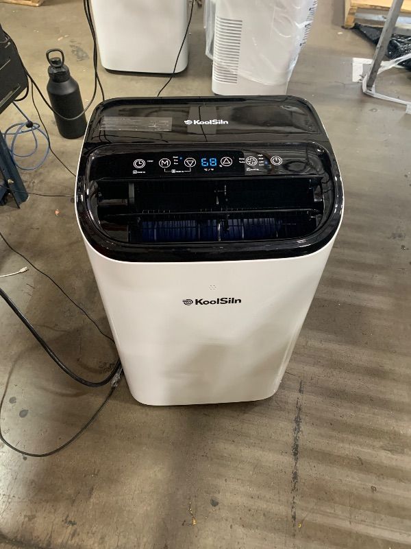 Photo 1 of ******************MISSING REMOTE****************
14,000 BTU Portable Air Conditioner Cools Up to 700 Sq.Ft, Auto-Evaporation Low Noise Portable AC Unit with Remote Control Fits for Large Room, Office, Garage,White