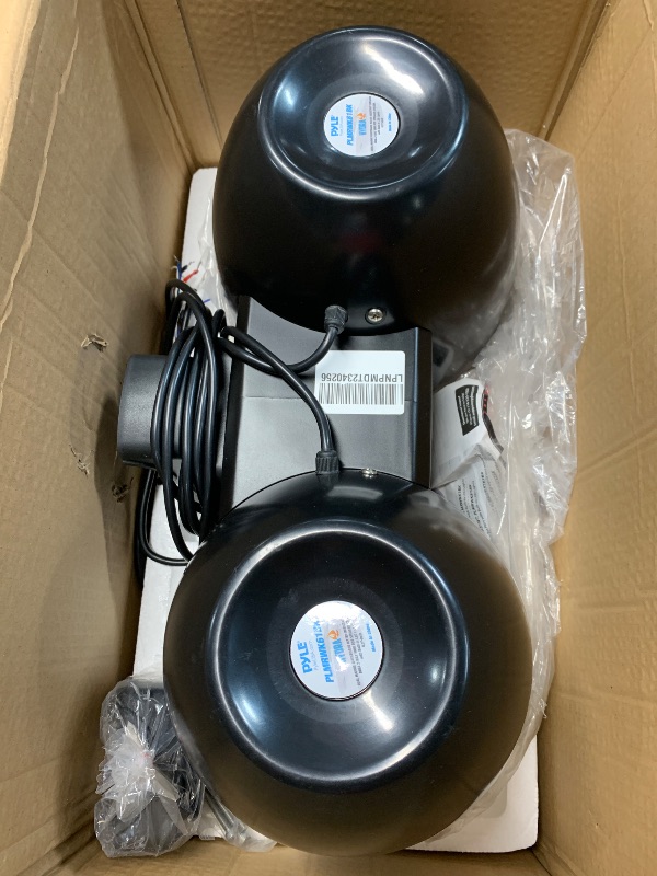 Photo 1 of (used)(see images) Pyle Dual Waterproof Off-Road Speakers - 6.5" 200W 2-Way Marine Wakeboard Tower Sound System w/LED Light