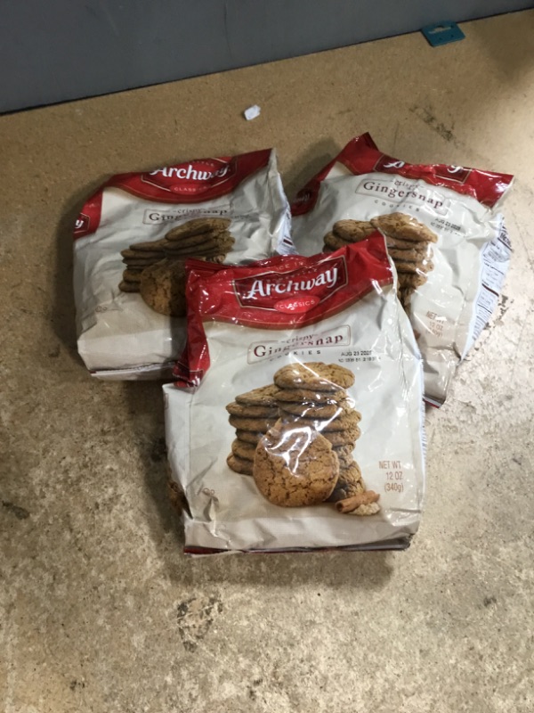 Photo 1 of *BUNDLE OF 3*  *8/23/2025* Archway Cookies, Crispy Gingersnaps Cookies, 12 Ounce