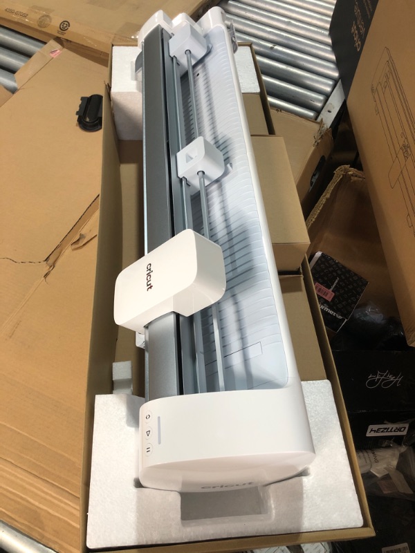 Photo 1 of (USED/FAIR) (PARTS) Cricut Venture™