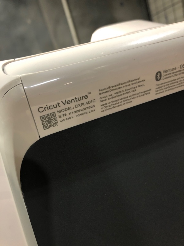 Photo 1 of (USED/FAIR) (PARTS) Cricut Venture™