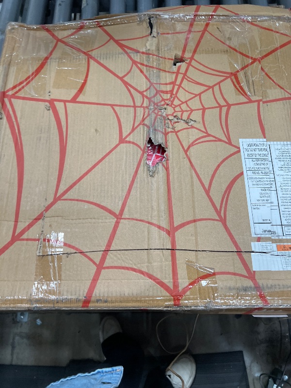 Photo 1 of ************MINOR DAMAGE/MISSING A CHAIR***********************
Idea Nuova Marvel Spiderman 3 Piece Children's Activity Square Table and Chair Set, Ages 3+ (NN201039)
