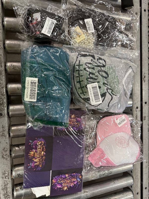 Photo 1 of ** SOLD AS IS BUNDLE OF MISCELLANEOUS AND SORTED GOODS **