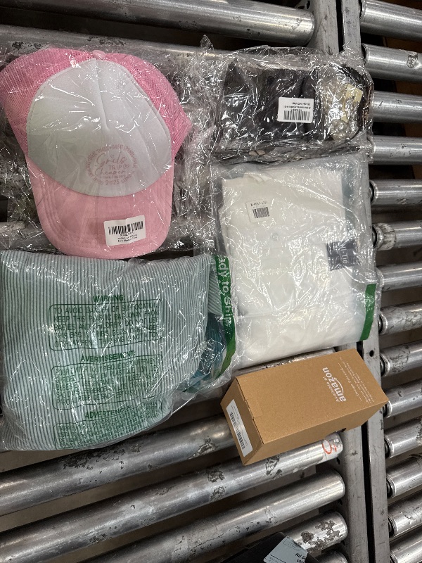 Photo 1 of ** SOLD AS IS BUNDLE OF MISCELLANEOUS AND SORTED GOODS **