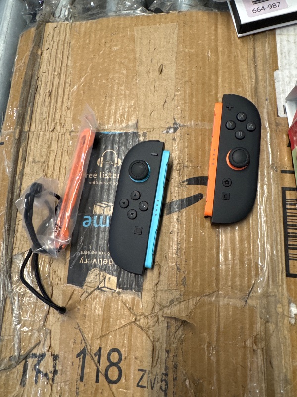 Photo 1 of Nintendo Joy-Con 2 (L)/(R) Light Blue/Light Red