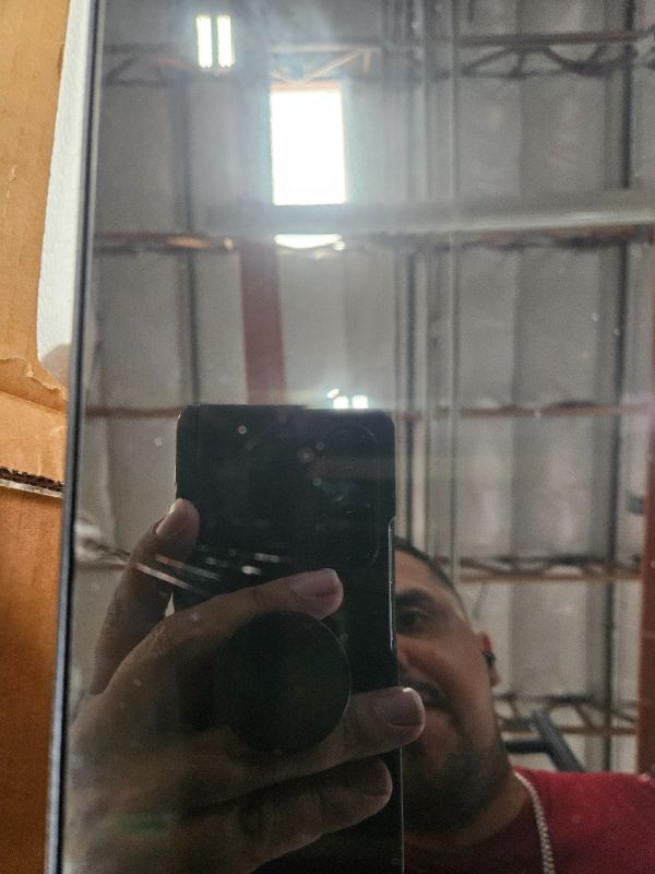 Photo 1 of ** Broken screen, Final sale **  Samsung 58-Inch Class Crystal UHD U8000F 4K Smart TV (2025 Model) Endless Free Content, Crystal Processor 4K, MetalStream Design, Knox Security, Alexa Built-in