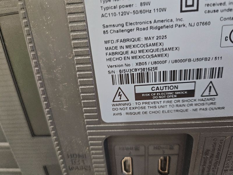 Photo 1 of ** Broken screen, final sale ** Samsung 50-Inch Class Crystal UHD U8000F 4K Smart TV (2025 Model) Endless Free Content, Crystal Processor 4K, MetalStream Design, Knox Security, Alexa Built-in