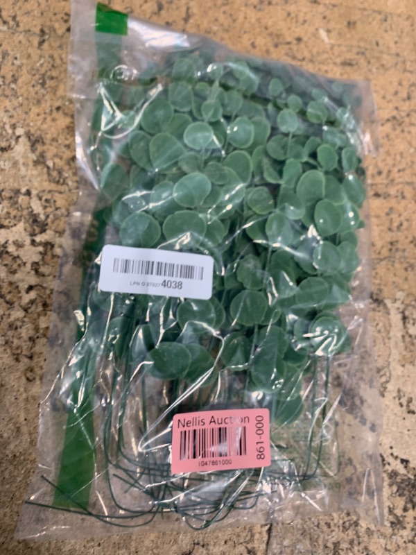 Photo 1 of 20pcs Eucalyptus Stems Artificial Eucalyptus Leaves Stems Artificial Fake Flowers for Home Office Flowers Bouquet Centerpiece Wedding Decoration Christmas Decor 2025