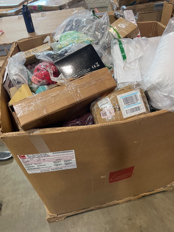 Photo 1 of *** NON REFUNDABLE *** 
*MUST BRING TRUCK TO PICK UP*
TRASH/NON SELL PALLET