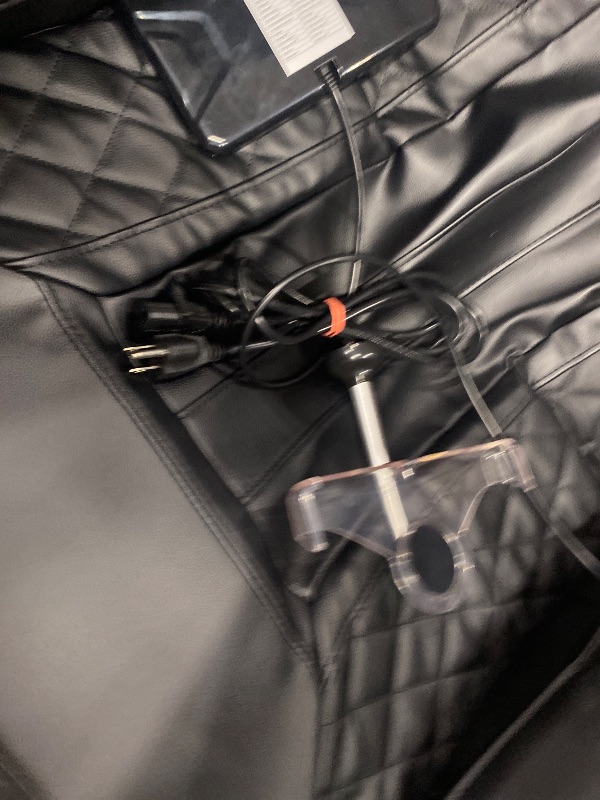 Photo 1 of ** SEE NOTES **
MEROUS 4D Zero Gravity Massage Chair Recliner, SL-Track Shiatsu Massage Chair Full Body with Voice Control,Body Scan,Waist Heating,Bluetooth,Foot Rollers,32 Airbags&Extended Footrest (Gray)