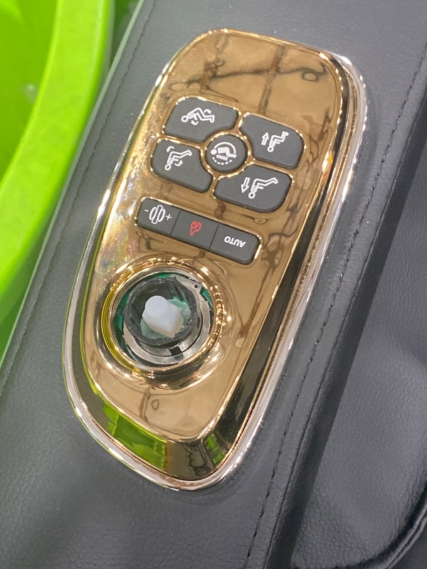 Photo 1 of ** SEE NOTES **
MEROUS 4D Zero Gravity Massage Chair Recliner, SL-Track Shiatsu Massage Chair Full Body with Voice Control,Body Scan,Waist Heating,Bluetooth,Foot Rollers,32 Airbags&Extended Footrest (Gray)