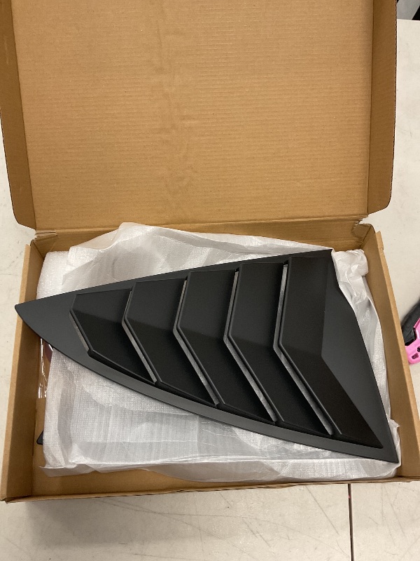 Photo 1 of XTnueotr for Tesla Model 3 Rear Side Window Cover Louver Sport Style, for Tesla Model 3 2021-2025 Exterior Decoration Accessories (Model 3-Matt Black)