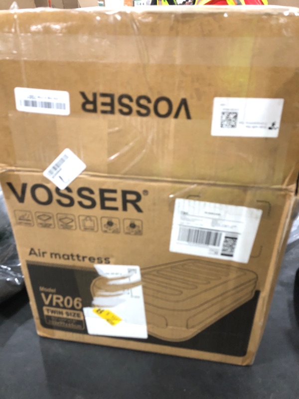 Photo 1 of VOSSER Twin Air Mattress with Built-in Pump,Fast & Easy Inflation/Deflation Inflatable Mattress, Foldable Blow Up Mattress with Storage Bag, Inflatable Bed for Home, Camping & Guests