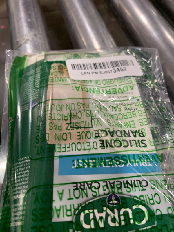 Photo 1 of Curad - CUR5003V1 Truly Ouchless Silicone Bandage