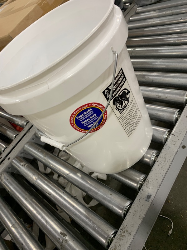 Photo 1 of United Solutions 5 Gallon Bucket 