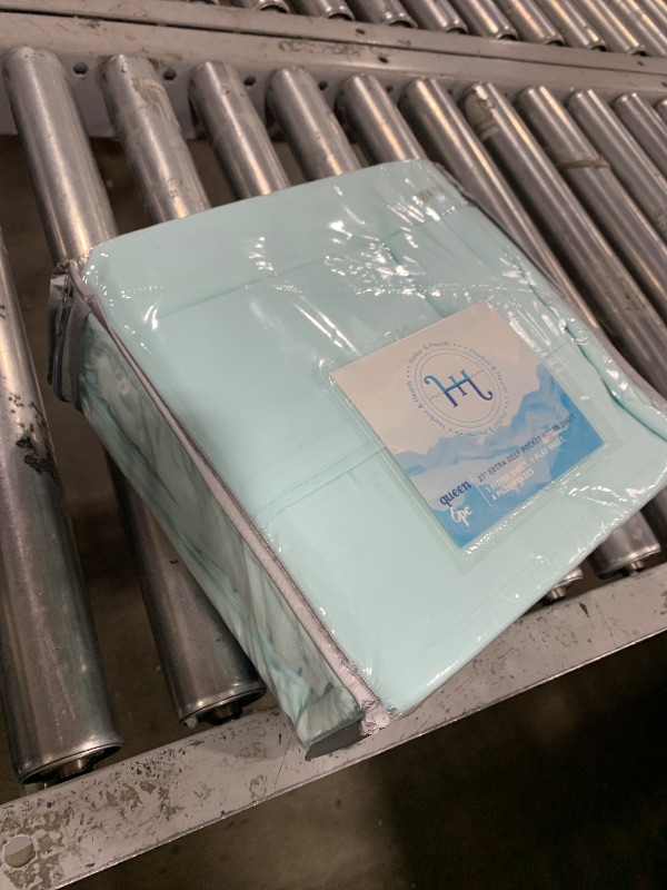 Photo 1 of Hearth & Harbor Extra Deep Pocket Queen Sheets Sets - Fits Mattress 18-24 Inches Deep - Extra Deep Pocket Sheets - 6 Piece Queen Size - Queen - Aqua Blue Sheets