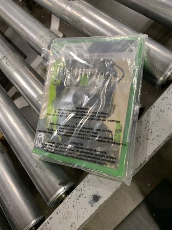 Photo 1 of Call of Duty: Modern Warfare II - Xbox Series X & Xbox One
