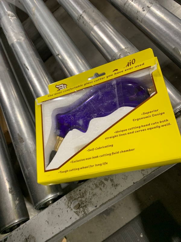 Photo 1 of Gryphon  Style Glass Cutter