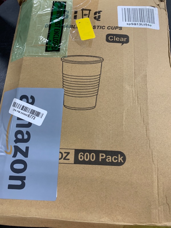 Photo 1 of SIUQ 600 Pack 9 oz Plastic Cups, Clear Disposable Cups, Hot/Cold Party Drinking Cups, PP Clear Plastic Cups Bulk for Party, Picnic, BBQ, Wedding, Travel