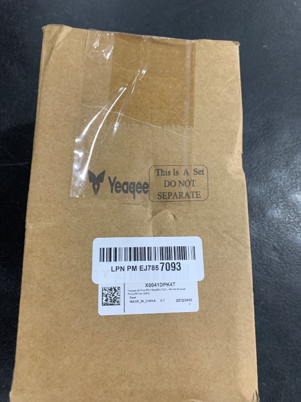 Photo 1 of Yeaqee 50 Pcs Mini Metallic Foil Gift Bags with Handles 4x4.75x2.25'' Tiny Thank You Favor Bag Bulk with Tag for Back to School Wedding Baby Shower Birthday Summer Party(White, Gold)