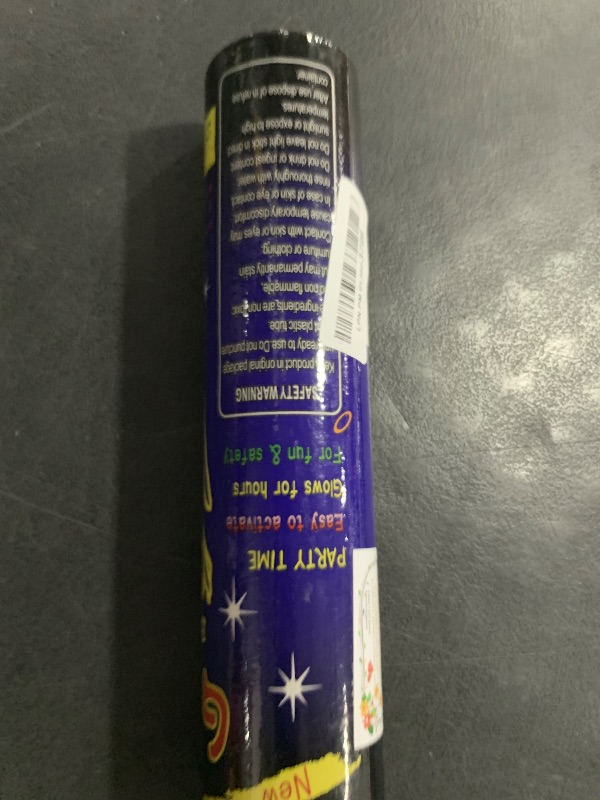 Photo 1 of 100 pk 8" Pink Glow Sticks Bulk Party Favors, Light up Glow Necklaces & Bracelets in the Dark Party Supplies For Christmas Valentine Halloween Birthday Neon Party (100 * Pink)