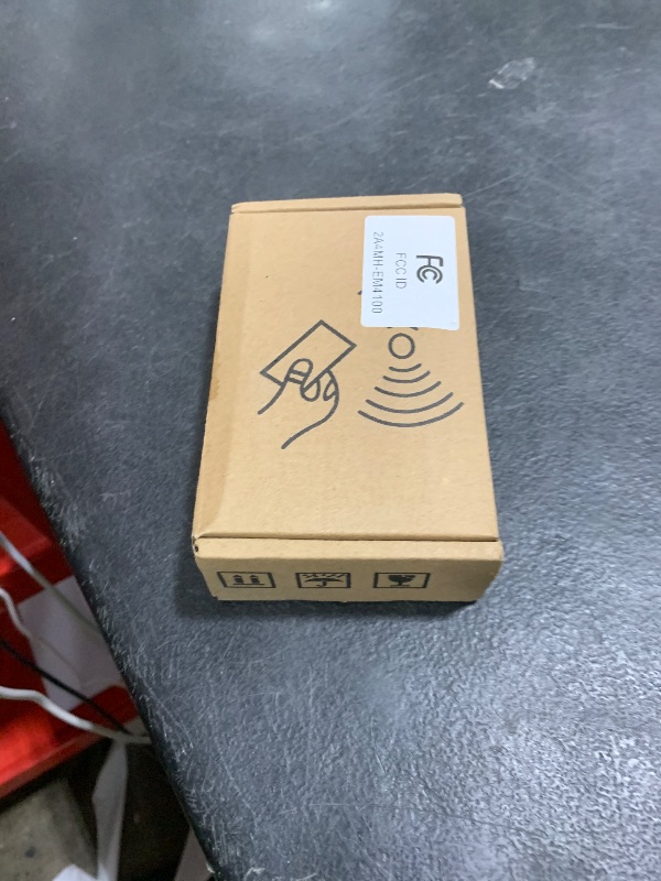 Photo 1 of Hecere RFID Handheld 125khz Copier RFID Smart ID Card Duplicator Used for T5577 or EM4305+5pcs ID rewrite Cards +ID Leather 2pcs Keychains