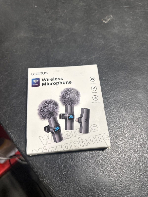 Photo 1 of Leettus 2pcs Lavalier Wireless Microphone for iPhone iPad Video Recording,Mini Microphone for Game Live Streaming,Interviews,YouTube,TikTok,Vlog?White?