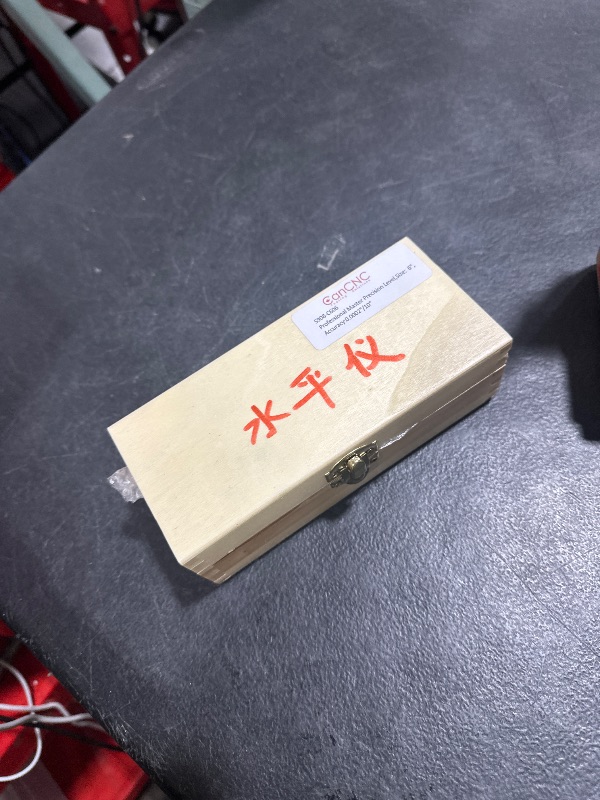 Photo 1 of Accusize Industrial Tools 6 inch Professional Master Precision Level in Fitted Box, Accuracy 0.0002''/10'', S908-C606