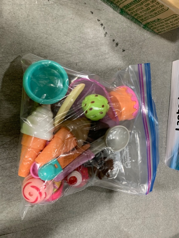 Photo 1 of Battat – Play Circle – Toy Food – Ice Cream Set – Kitchen Accessories For Kids – Pretend Play – Sweet Treats Ice Cream Parlour – 3+ Years(21 Pieces)
