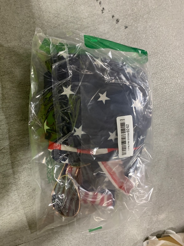 Photo 1 of Mepase 4th of July Outfits for Men Patriotic Fanny Pack USA Beverage Beer Belt Suspenders for July 4th Accessories(L,Flag)