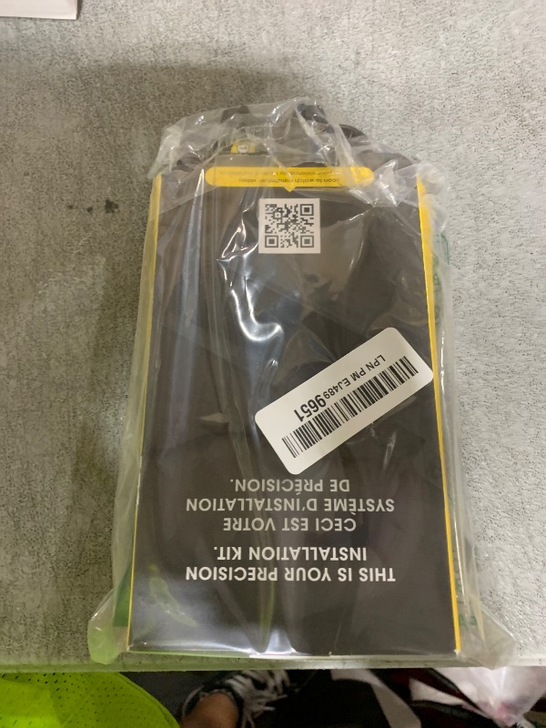 Photo 1 of OtterBox iPhone 16 Pro Premium Glass Screen Protector