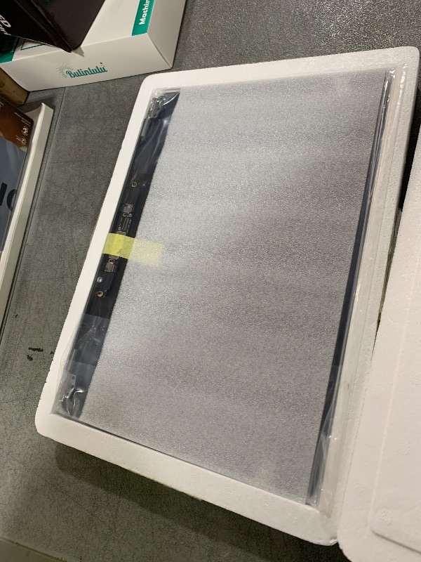 Photo 1 of LCDOLED Replacement for MacBookAir10,1 MacBook Air 13" M1 2020 A2337 EMC 3598 MGN63 MGN93 MGND3 MGN73 MGNA3 MGNE3 2560x1600 13.3 inches Full LCD Screen Complete Top Assembly (Space Gray)