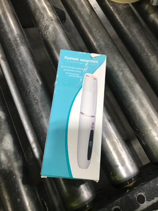 Photo 1 of Heated Eyelash Curlers - 2 in 1 Clip- Type Heated lash Curler Electric Eyelash Curler LED Display 3 Temp Settings for Makeup Tools USB Rechargeable Natural Curling 24H Long Lasting-B1
