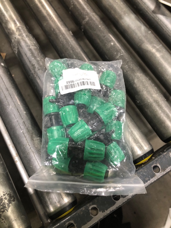 Photo 1 of 10 Pcs 1/2" to 1/4" Barbed Tee Connector, 1/2 Inch to 1/4 Inch Drip Irrigation Fittings Drip Line Reducer Tee Connectors 1/2" to 1/4" 3-Way Splitter Connectors for Garden Drip Irrigation System