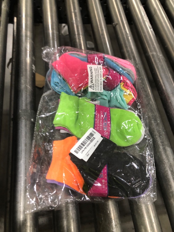 Photo 1 of Falari 12 Pairs Women Novelty Ankle Socks Colorful ComfortSoft Lightweight Sports Athletic Socks (12 Colors)