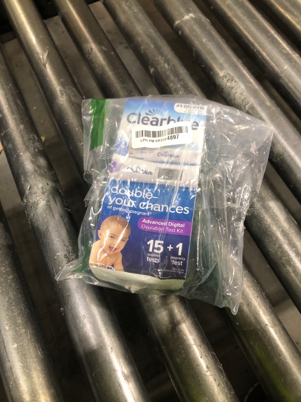 Photo 1 of Clearblue Advanced Digital Ovulation Test Kit, 16 Ct