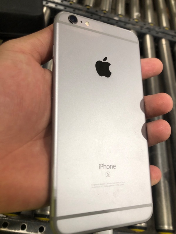 Photo 1 of Apple iPhone 12, 256GB, (Product)Red - Fully Unlocked (Renewed)