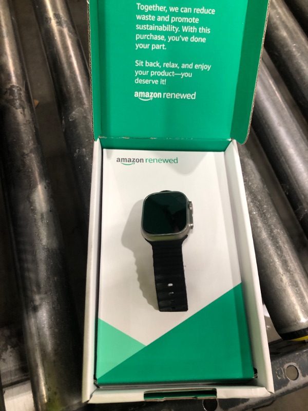Photo 1 of Apple Watch Ultra [GPS + Cellular 49mm] Titanium Case with Midnight Ocean Band, One Size (Renewed Premium)