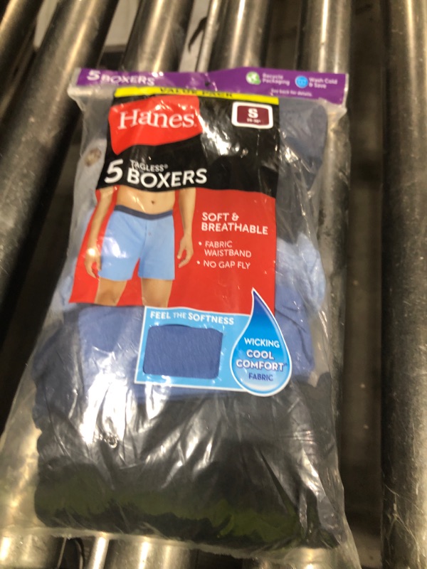 Photo 1 of Hanes Men's 5-Pack Comfortsoft Boxer with ComfortFlex Waistbands, Assorted, Small