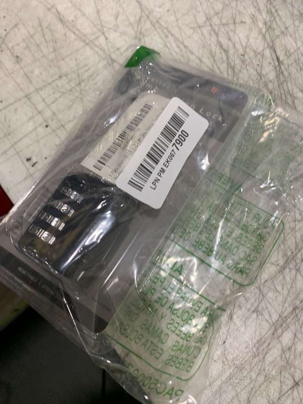 Photo 1 of 1 Pack disecu 4 Digit Combination Lock, 2.6 Inch Long Shackle Outdoor Waterproof Padlock with Heavy Duty Steel Cable for Bike, Gate, Fence (Black)