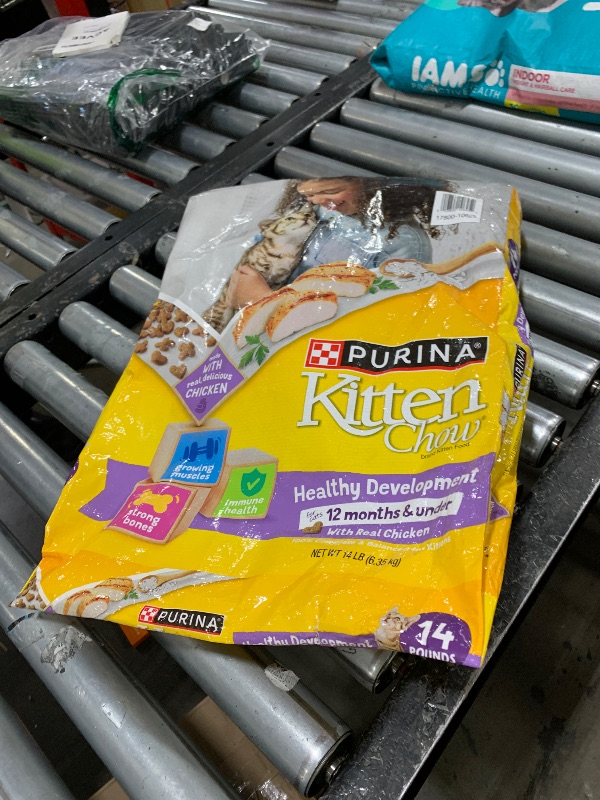 Photo 1 of Purina Kitten Chow 14lb