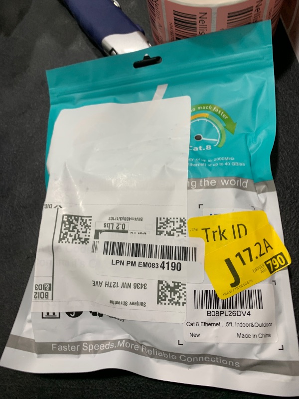 Photo 1 of Vabogu Cat 8 Ethernet Cable, 5ft Heavy Duty High Speed Internet Network Cable, 26AWG, 2000MHz 40Gbps with Gold Plated RJ45 Connectors, Shielded for Indoor & Outdoor Use