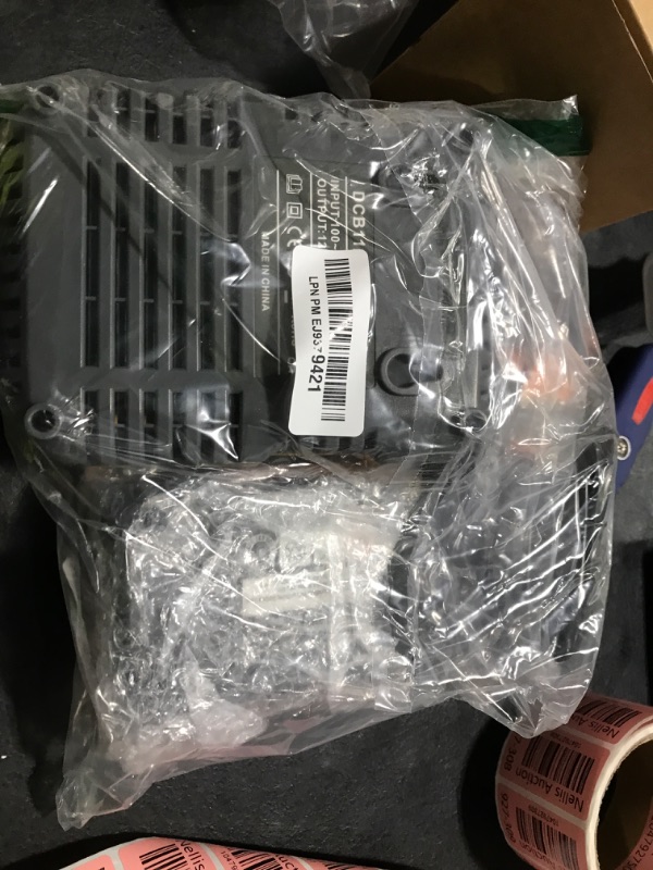 Photo 1 of Genuine capacity 20 v max replacement 