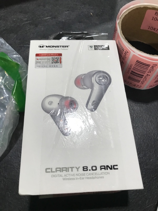 Photo 1 of Monster clarity headphones 