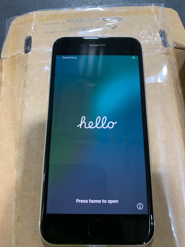 Photo 1 of Apple iPhone SE 3rd Gen, 256GB, Starlight - Unlocked (Renewed)