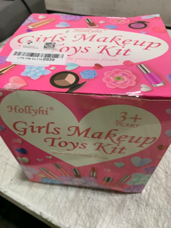 Photo 1 of Hollyhi 59 Pcs Kids Makeup Kit for Girl, Washable Play Makeup Toys Set for Dress Up, Pretend Beauty Vanity Set with Cosmetic Case Birthday Toys for Girls 3 4 5 6 7 8 9 10 11 12 Year Old Kids Toddlers