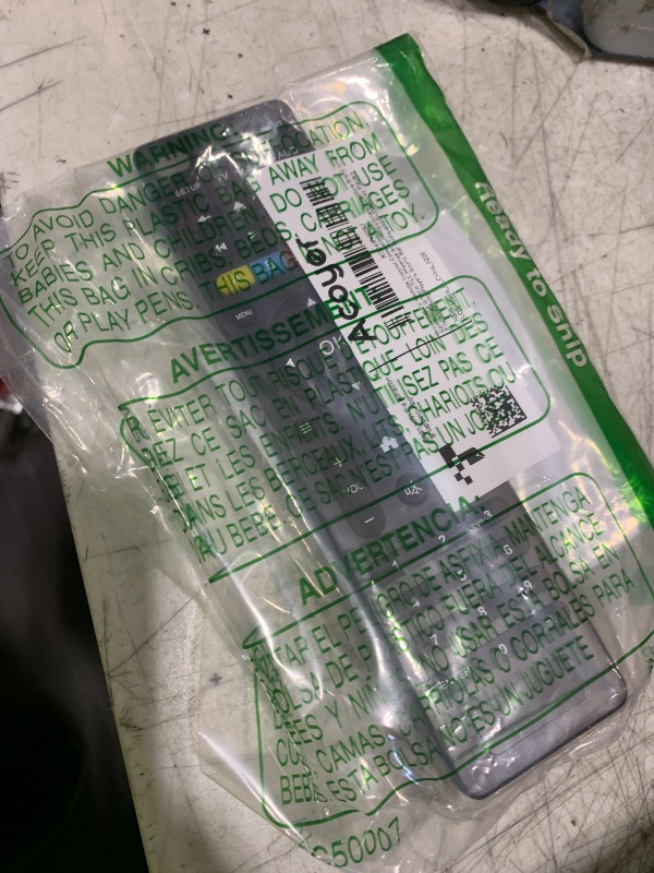 Photo 1 of Universal-TV-Remote-Control Compatible with Samsung/LG/Vizio/Hisense/Sony/Philips/Onn/Sharp/RCA/Element/Westinghouse/Sanyo/Emerson TV and More Brand Smart TVs