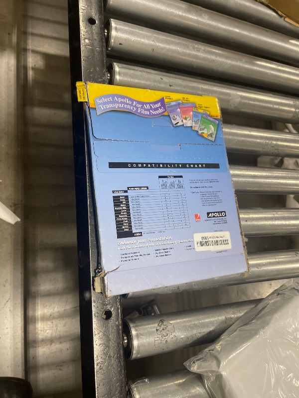 Photo 1 of Apollo Transparency Film for Plain Paper Copier, Black on Clear Sheet, Without Stripe, 100 Sheets/Pack (VPP100CE)